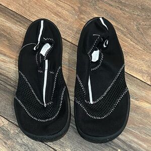 { seaworld } kids water shoes